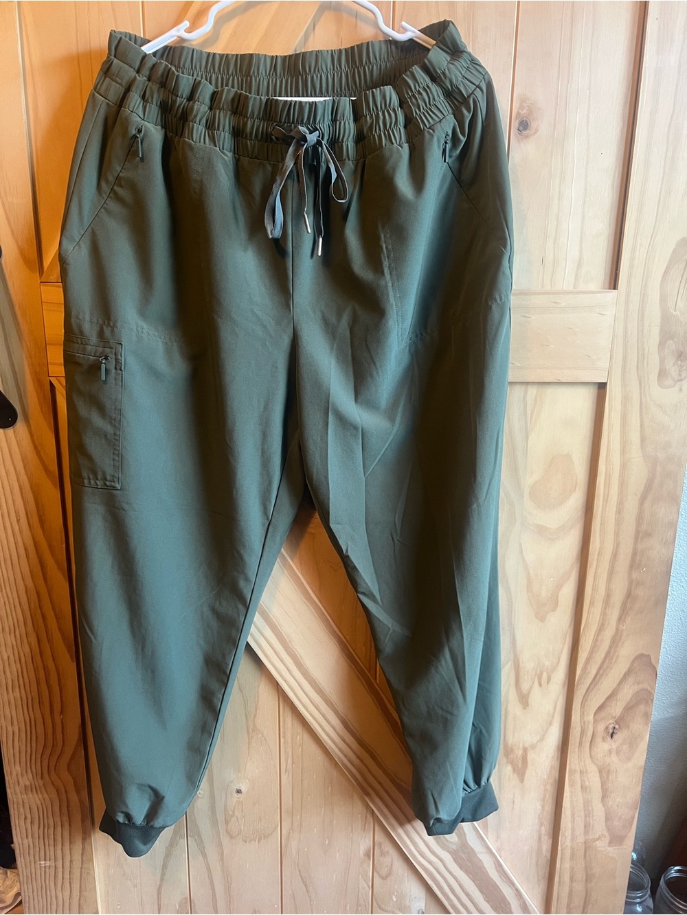 Chico's Zenergy Olive Green Elastic-Waist Jogger Pants Cuffed Ankles Size 3R XL